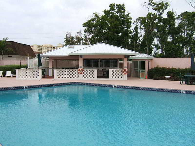 Castaways Resort And Suites Freeport Exteriör bild